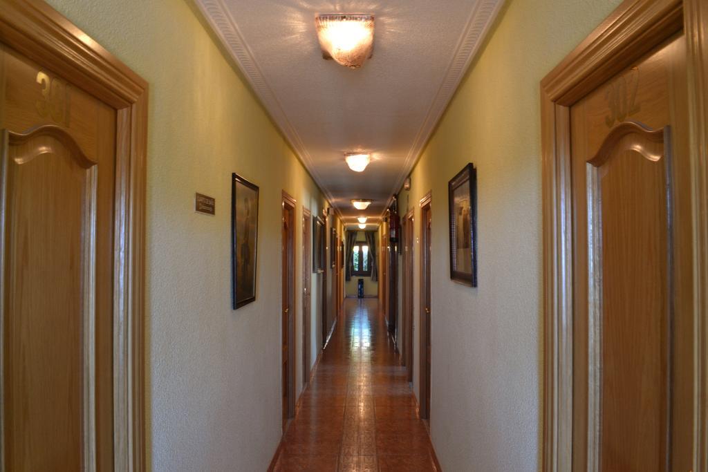 Hostal Aribel Longinos Cercedilla Room photo