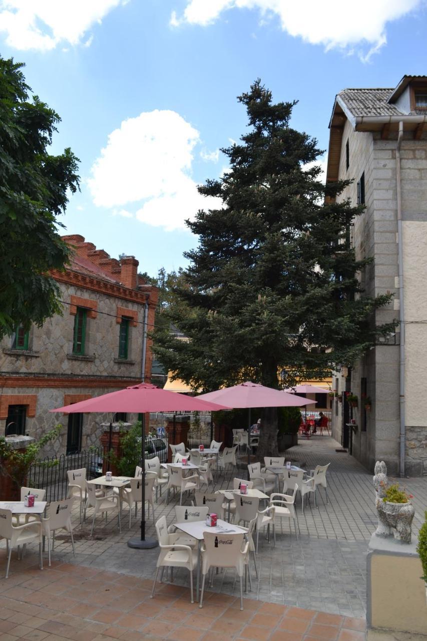 Hostal Aribel Longinos Cercedilla Exterior photo